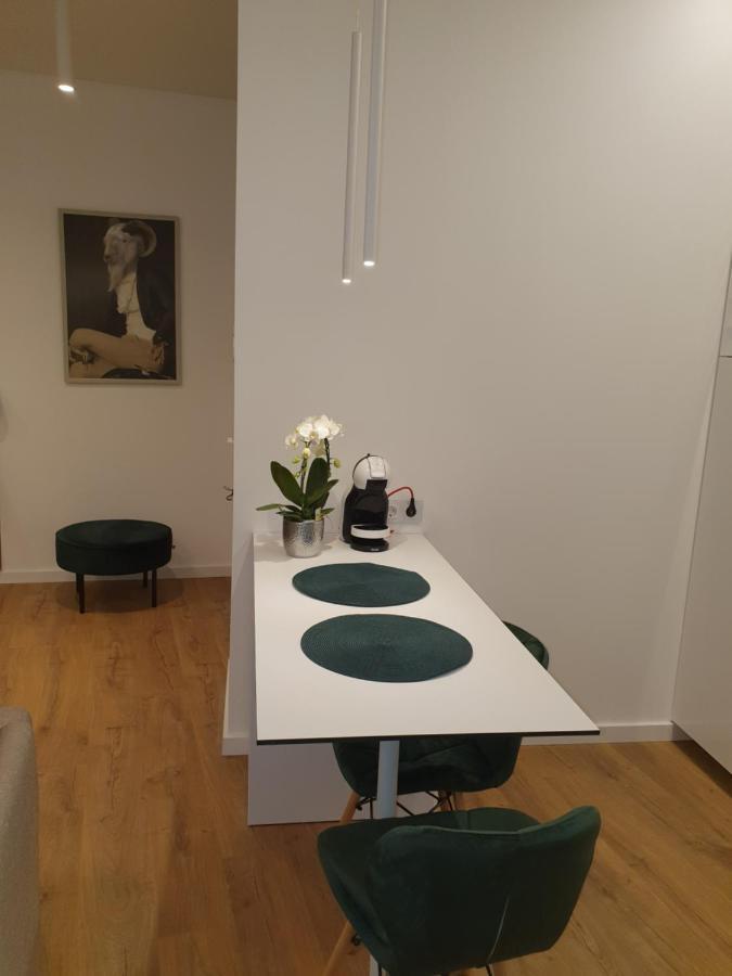 Smaragdo Apartamentai Kaunas Kültér fotó